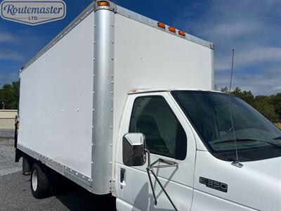 2001 Ford E-Series Van E-350 16' Box   - Photo 4 - Mount Joy, PA 17552