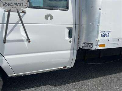 2001 Ford E-Series Van E-350 16' Box   - Photo 25 - Mount Joy, PA 17552
