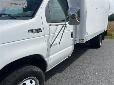 2001 Ford E-Series Van E-350 16' Box   - Photo 23 - Mount Joy, PA 17552