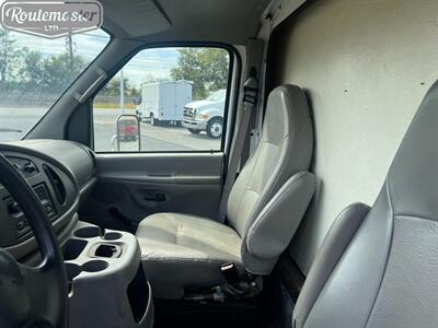 2001 Ford E-Series Van E-350 16' Box   - Photo 18 - Mount Joy, PA 17552