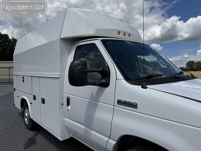 2021 Ford E-Series Van E-350 10' Utility   - Photo 3 - Mount Joy, PA 17552