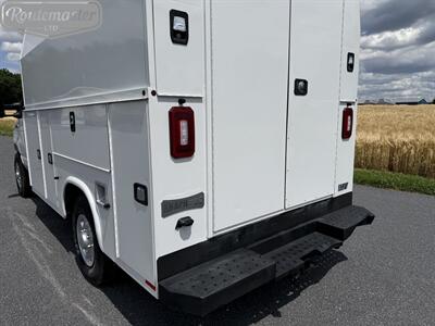 2021 Ford E-Series Van E-350 10' Utility   - Photo 35 - Mount Joy, PA 17552
