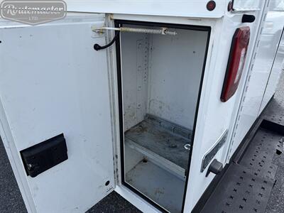 2021 Ford E-Series Van E-350 10' Utility   - Photo 17 - Mount Joy, PA 17552