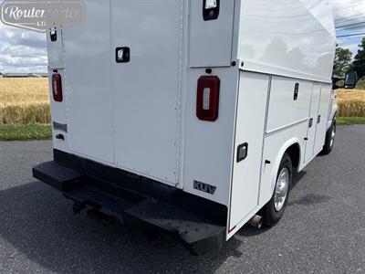 2021 Ford E-Series Van E-350 10' Utility   - Photo 8 - Mount Joy, PA 17552