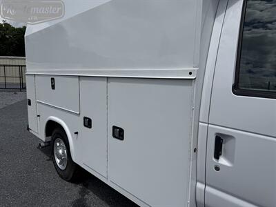 2021 Ford E-Series Van E-350 10' Utility   - Photo 5 - Mount Joy, PA 17552