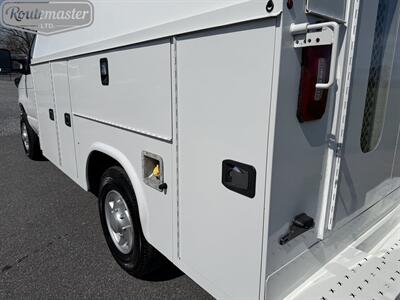 2019 Ford E-Series Van E-350 10' KUV   - Photo 15 - Mount Joy, PA 17552