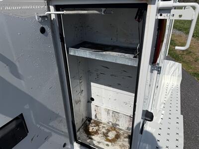 2019 Ford E-Series Van E-350 10' KUV   - Photo 16 - Mount Joy, PA 17552