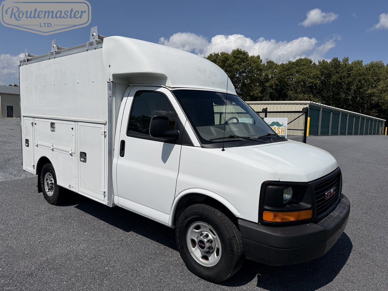 2012 GMC Savana 3500 10' Utility   - Photo 1 - Mount Joy, PA 17552
