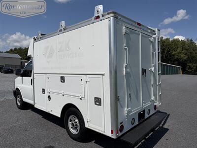 2012 GMC Savana 3500 10' Utility   - Photo 32 - Mount Joy, PA 17552