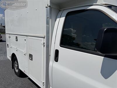 2012 GMC Savana 3500 10' Utility   - Photo 6 - Mount Joy, PA 17552
