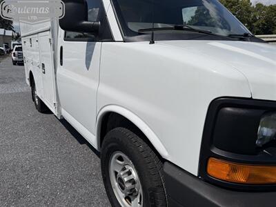 2012 GMC Savana 3500 10' Utility   - Photo 3 - Mount Joy, PA 17552