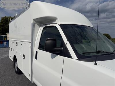 2014 Chevrolet Express 3500 12' Utility   - Photo 25 - Mount Joy, PA 17552