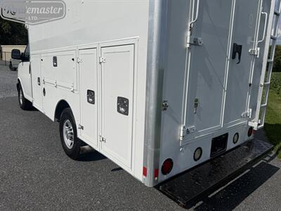 2014 Chevrolet Express 3500 12' Utility   - Photo 16 - Mount Joy, PA 17552