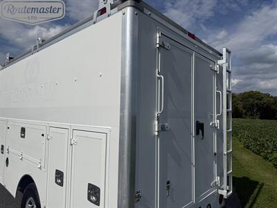 2014 Chevrolet Express 3500 12' Utility   - Photo 17 - Mount Joy, PA 17552