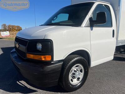 2017 Chevrolet Express 3500 12' Box   - Photo 30 - Mount Joy, PA 17552