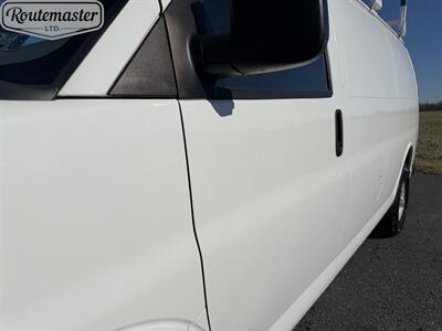 2015 Chevrolet Express 3500 Cargo   - Photo 20 - Mount Joy, PA 17552