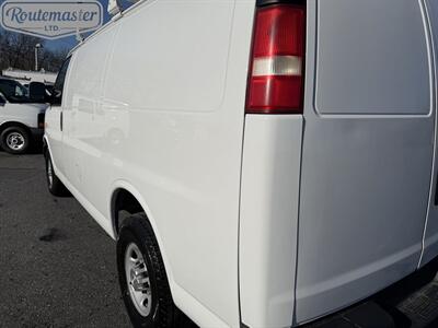2015 Chevrolet Express 3500 Cargo   - Photo 24 - Mount Joy, PA 17552