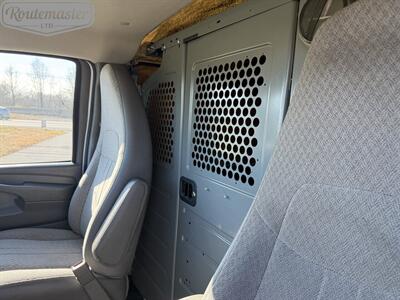 2015 Chevrolet Express 3500 Cargo   - Photo 14 - Mount Joy, PA 17552