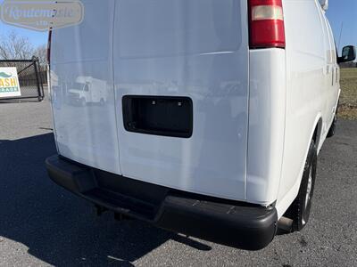 2015 Chevrolet Express 3500 Cargo   - Photo 7 - Mount Joy, PA 17552