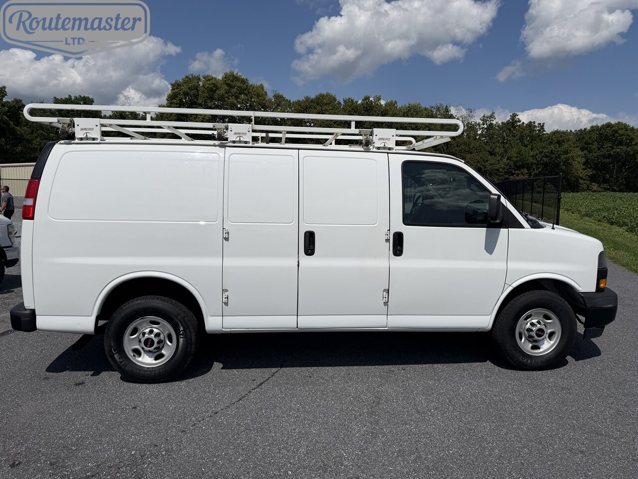 2019 GMC Savana 3500 Cargo - Photo 26 - Mount Joy, PA 17552