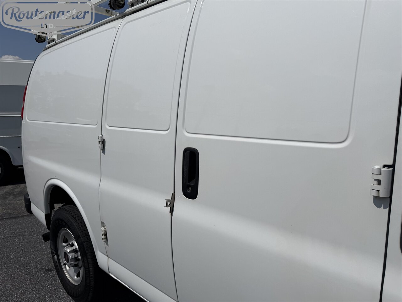2019 GMC Savana 3500 Cargo - Photo 25 - Mount Joy, PA 17552