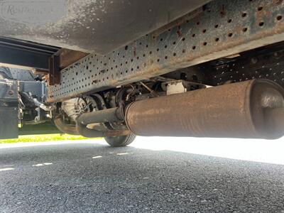 2018 Isuzu NPR 14' Box   - Photo 20 - Mount Joy, PA 17552