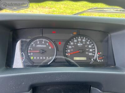 2018 Isuzu NPR 14' Box   - Photo 25 - Mount Joy, PA 17552
