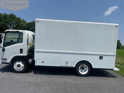 2018 Isuzu NPR 14' Box   - Photo 4 - Mount Joy, PA 17552