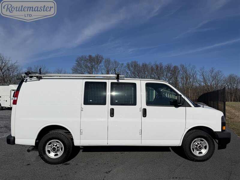 2021 GMC Savana 3500 Cargo  