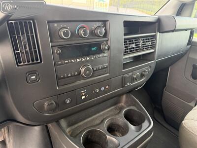 2018 Chevrolet Express 3500 12' Utility   - Photo 25 - Mount Joy, PA 17552