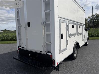 2018 Chevrolet Express 3500 12' Utility   - Photo 39 - Mount Joy, PA 17552