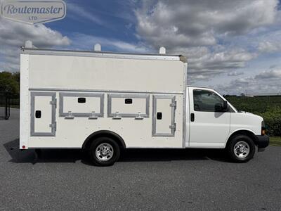 2018 Chevrolet Express 3500 12' Utility   - Photo 37 - Mount Joy, PA 17552