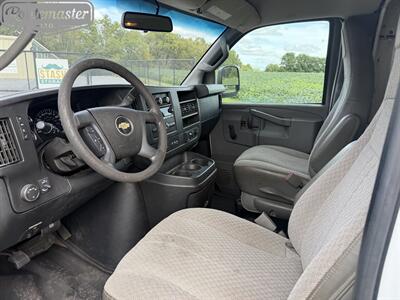 2018 Chevrolet Express 3500 12' Utility   - Photo 21 - Mount Joy, PA 17552