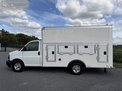2018 Chevrolet Express 3500 12' Utility   - Photo 8 - Mount Joy, PA 17552