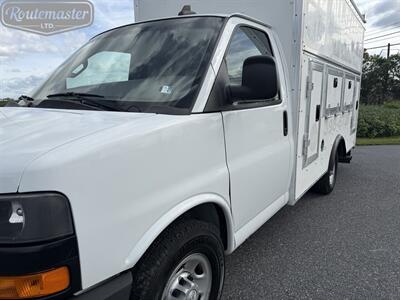 2018 Chevrolet Express 3500 12' Utility   - Photo 3 - Mount Joy, PA 17552
