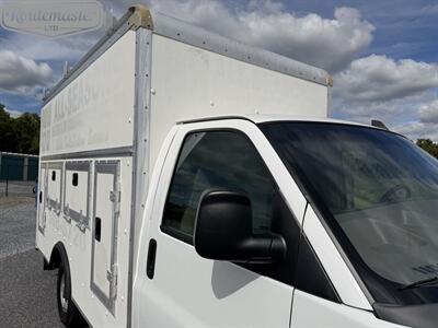 2018 Chevrolet Express 3500 12' Utility   - Photo 33 - Mount Joy, PA 17552