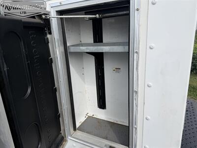 2018 Chevrolet Express 3500 12' Utility   - Photo 16 - Mount Joy, PA 17552