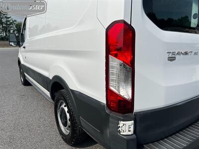 2016 Ford Transit 150 Cargo   - Photo 9 - Mount Joy, PA 17552