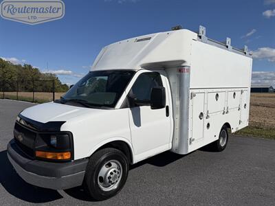 2015 Chevrolet Express 3500 12' Utility   - Photo 1 - Mount Joy, PA 17552