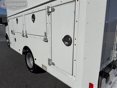 2015 Chevrolet Express 3500 12' Utility   - Photo 8 - Mount Joy, PA 17552