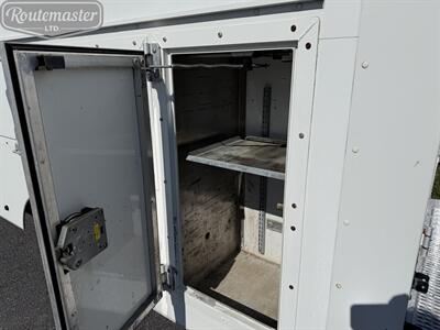 2015 Chevrolet Express 3500 12' Utility   - Photo 9 - Mount Joy, PA 17552
