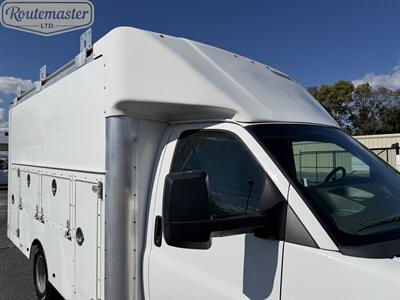 2015 Chevrolet Express 3500 12' Utility   - Photo 27 - Mount Joy, PA 17552