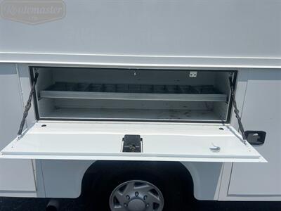 2022 Ford E-Series Van E-350 10' KUV   - Photo 11 - Mount Joy, PA 17552