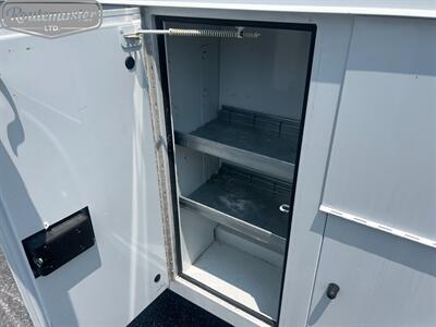 2022 Ford E-Series Van E-350 10' KUV   - Photo 37 - Mount Joy, PA 17552