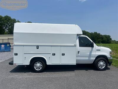2022 Ford E-Series Van E-350 10' KUV   - Photo 6 - Mount Joy, PA 17552