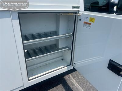 2022 Ford E-Series Van E-350 10' KUV   - Photo 13 - Mount Joy, PA 17552