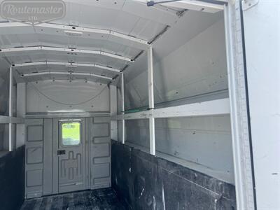 2022 Ford E-Series Van E-350 10' KUV   - Photo 15 - Mount Joy, PA 17552