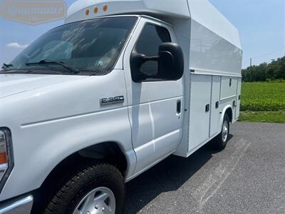 2022 Ford E-Series Van E-350 10' KUV   - Photo 27 - Mount Joy, PA 17552
