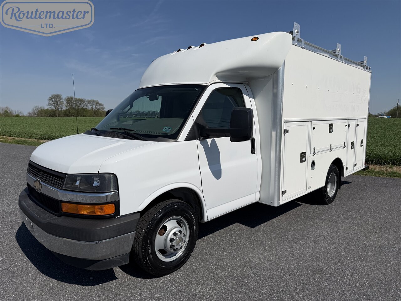 2017 Chevrolet Express 3500 12' Utility   - Photo 1 - Mount Joy, PA 17552