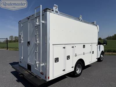 2017 Chevrolet Express 3500 12' Utility - Photo 17 - Mount Joy, PA 17552